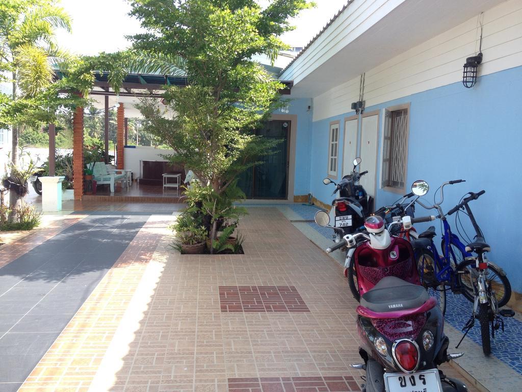 Hotel Baan Lom Talay Hua Hin Exterior foto